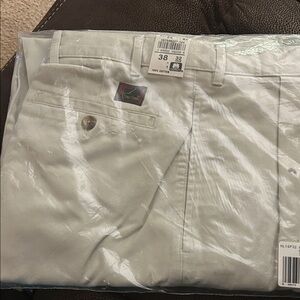Haggar Men's Light Gray Chinos